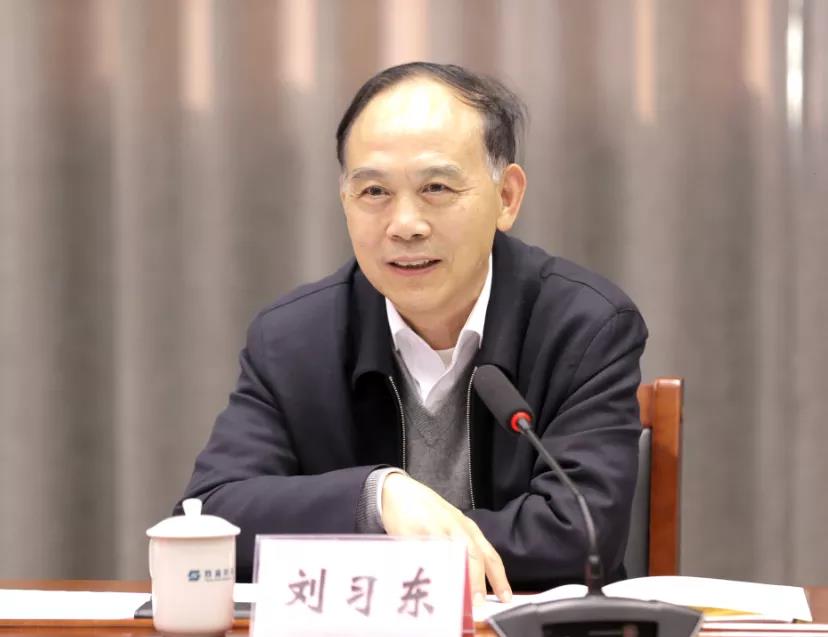 省國(guó)資委黨委黨史學(xué)習(xí)教育第三指導(dǎo)組蒞臨蘇鹽集團(tuán)調(diào)研指導(dǎo)工作 省國(guó)資委黨委黨史學(xué)習(xí)教育第三指導(dǎo)組蒞臨蘇鹽集團(tuán)調(diào)研指導(dǎo)工作