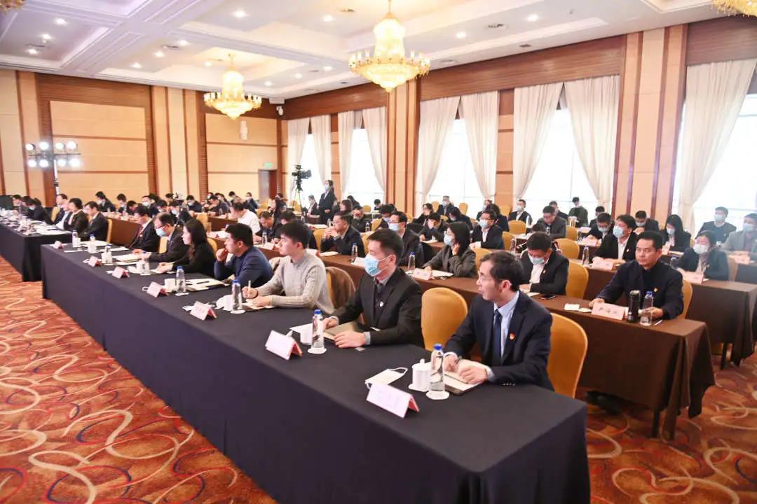 省委宣講團(tuán)走進(jìn)蘇鹽集團(tuán)宣講黨的十九屆六中全會(huì)精神 省委宣講團(tuán)走進(jìn)蘇鹽集團(tuán)宣講黨的十九屆六中全會(huì)精神