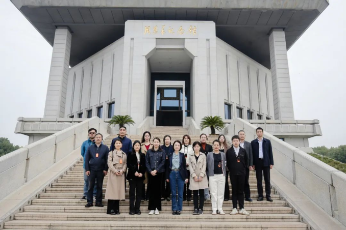 省部屬企事業(yè)工會(huì)商業(yè)貿(mào)易組產(chǎn)改工作巡講走進(jìn)蘇鹽集團(tuán) 省部屬企事業(yè)工會(huì)商業(yè)貿(mào)易組產(chǎn)改工作巡講走進(jìn)蘇鹽集團(tuán)